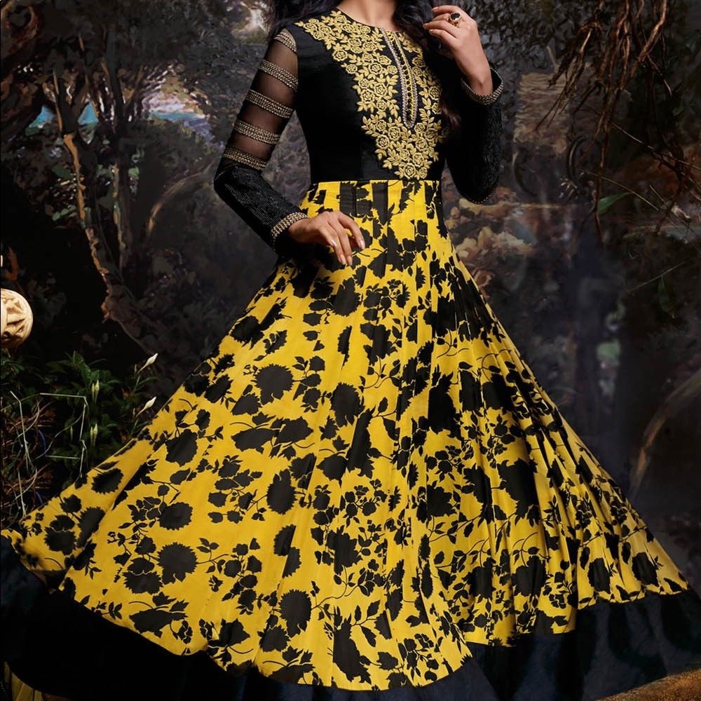 Lashkaraa Anarkali Black and Yellow Floral